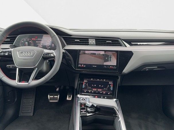 Audi Q8 quattro e-tron S-line 300 kW image number 10