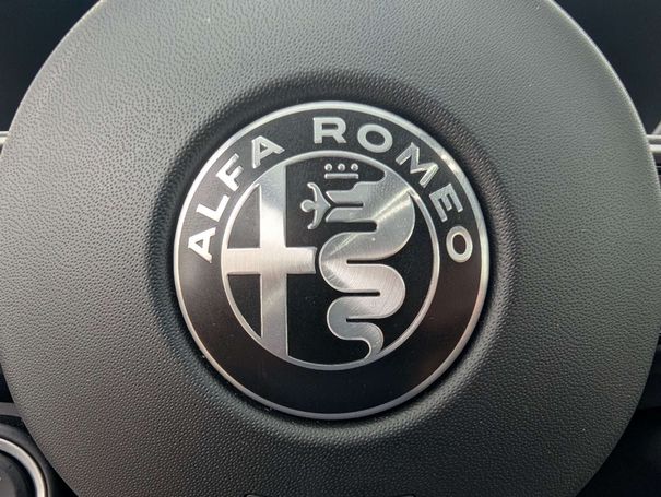 Alfa Romeo Giulia Turbo 16V AT8-Q4 206 kW image number 27