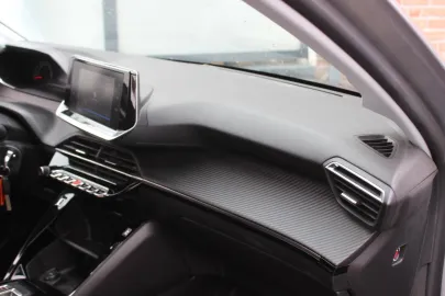 Car image 31