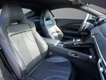 Car image 29