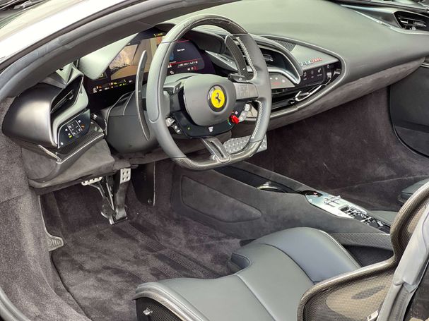 Ferrari SF90 Spider 4.0 V8 735 kW image number 33