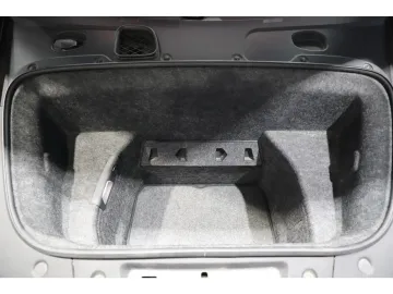 Car image 37
