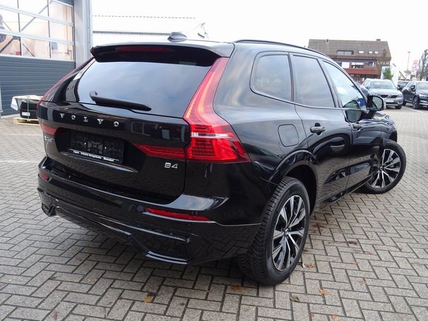 Volvo XC60 B4 Plus Dark 145 kW image number 3