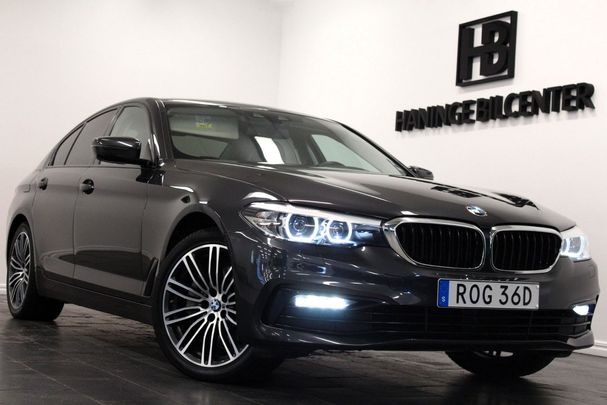 BMW 530i Sport Line 185 kW image number 2