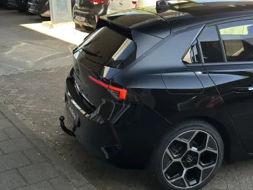 Car image 46