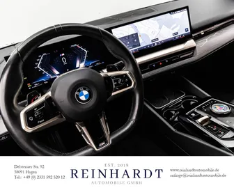 Car image 27