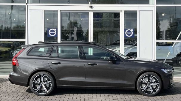 Volvo V60 T6 Dark AWD Ultimate 293 kW image number 4