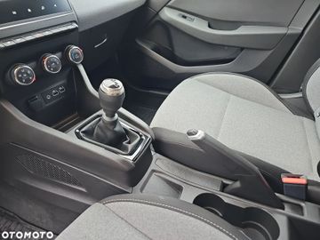 Car image 21