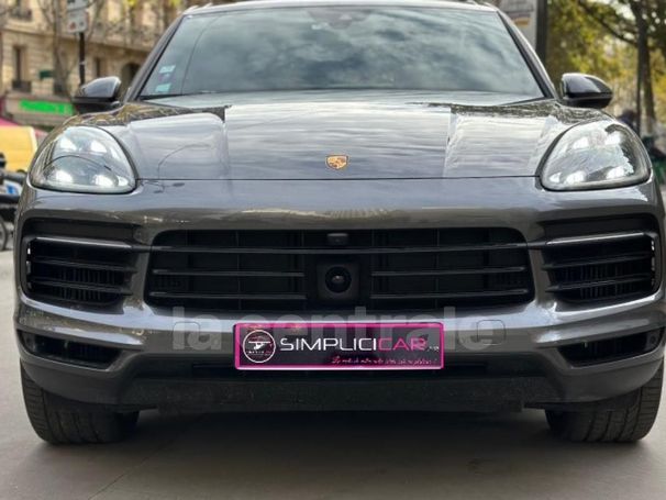 Porsche Cayenne E-Hybrid Tiptronic 340 kW image number 3