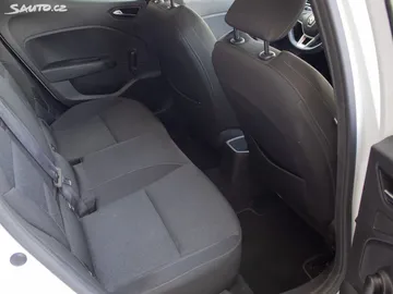 Car image 27