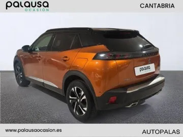 Car image 5