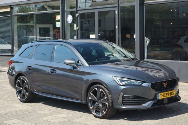 Cupra Leon ST e-Hybrid 180 kW image number 1