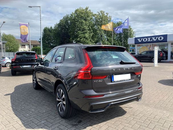 Volvo XC60 B4 Diesel Plus Dark 145 kW image number 19