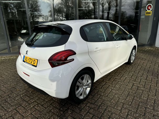 Peugeot 208 PureTech 110 82 kW image number 14