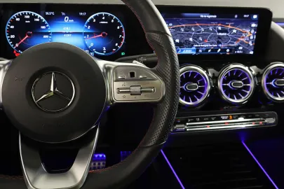 Car image 34