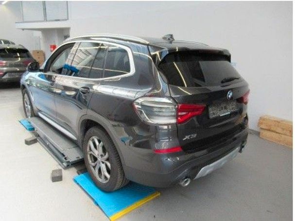 BMW X3 xDrive 140 kW image number 4