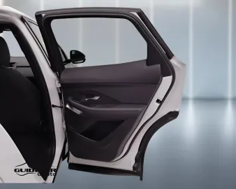 Car image 30