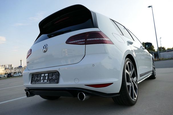 Volkswagen Golf GTI DSG Clubsport 195 kW image number 7