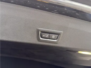 Car image 50
