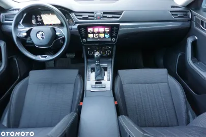 Car image 37