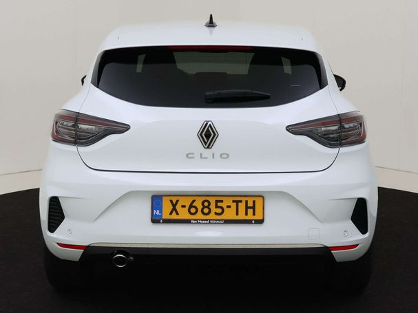 Renault Clio TCe 90 66 kW image number 3