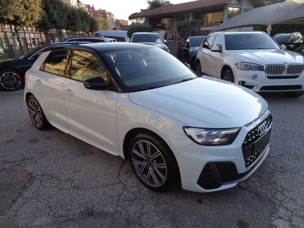 Audi A1 25 TFSI S-line Sportback 70 kW image number 2