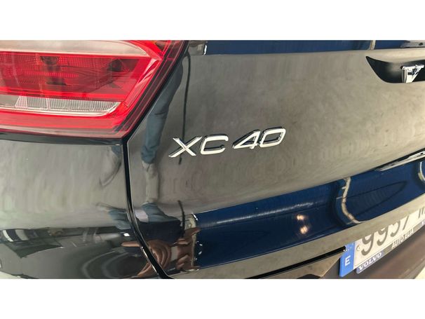 Volvo XC40 Recharge Ultimate 170 kW image number 38