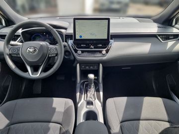 Car image 12