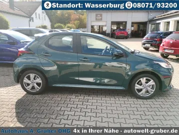 Car image 4