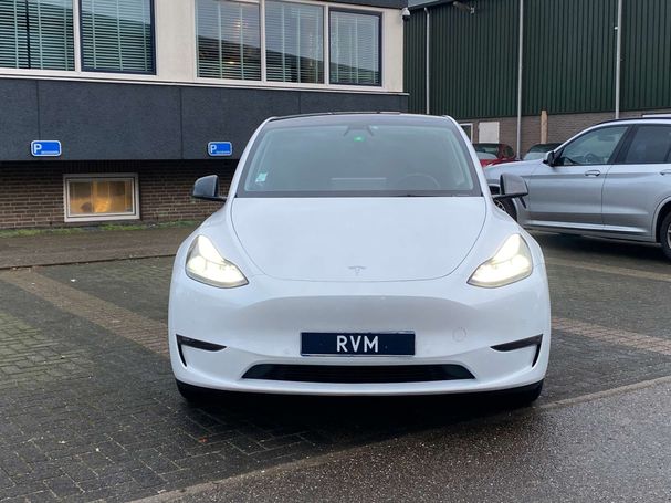 Tesla Model Y Long Range AWD 378 kW image number 5