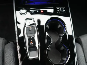 Car image 41