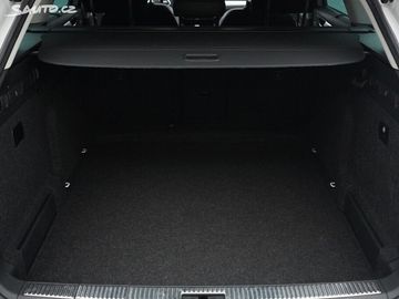 Car image 37