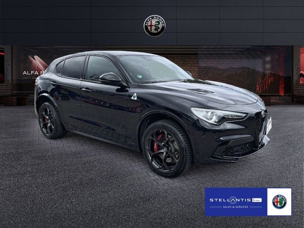 Alfa Romeo Stelvio V6 2.9 Bi-Turbo AT8-Q4 Quadrifoglio 375 kW image number 2