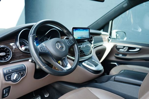 Mercedes-Benz V 300d Edition 1 Exclusive 176 kW image number 14