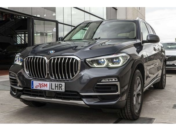 BMW X5 xDrive 250 kW image number 29