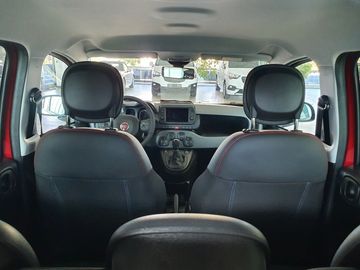 Car image 12