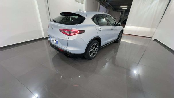 Alfa Romeo Stelvio 2.2 Q4 154 kW image number 2