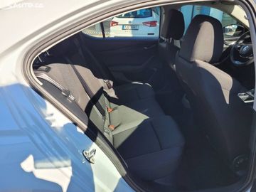 Car image 36