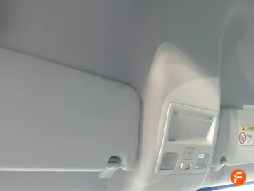 Car image 31