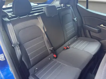 Car image 23