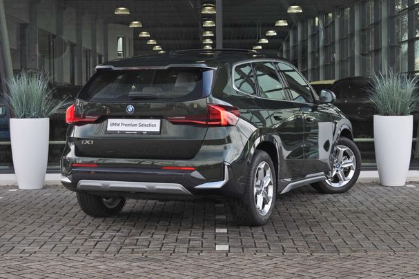 BMW iX1 xDrive30 xLine 230 kW image number 3