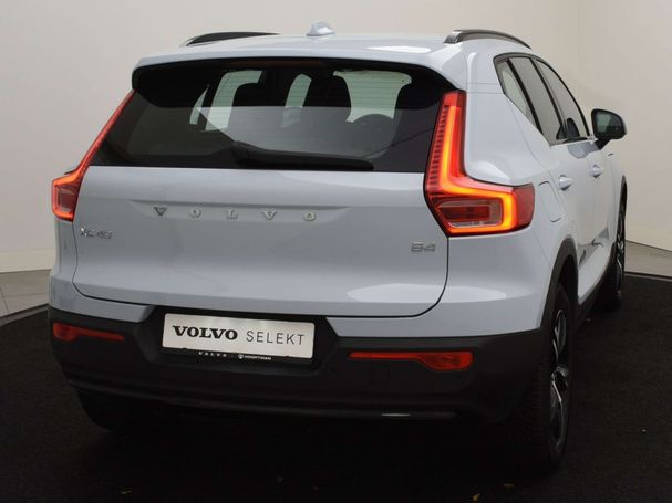 Volvo XC40 B4 Plus Dark 145 kW image number 5