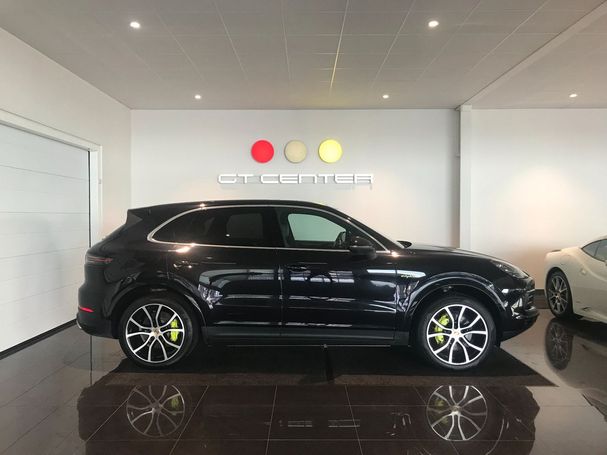 Porsche Cayenne E-Hybrid 341 kW image number 3