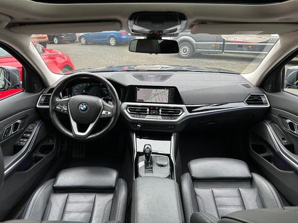 BMW 330d Touring xDrive Luxury Line 195 kW image number 10