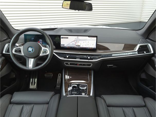 BMW X5 50e xDrive 360 kW image number 17