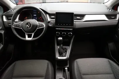 Car image 4