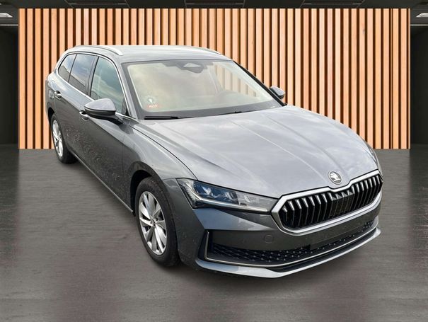 Skoda Superb Combi 1.5 eTSI 110 kW image number 3