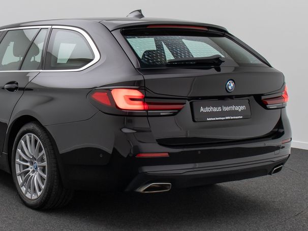 BMW 530 Touring 215 kW image number 16