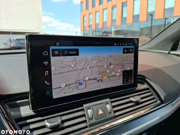 Car image 40