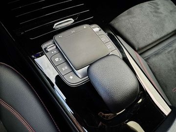 Car image 33